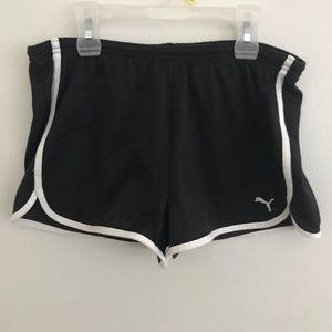PUMA Shorts Size Large